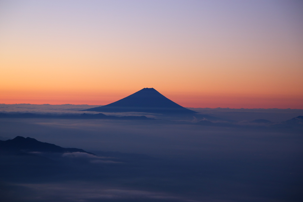 夜明け　富士山