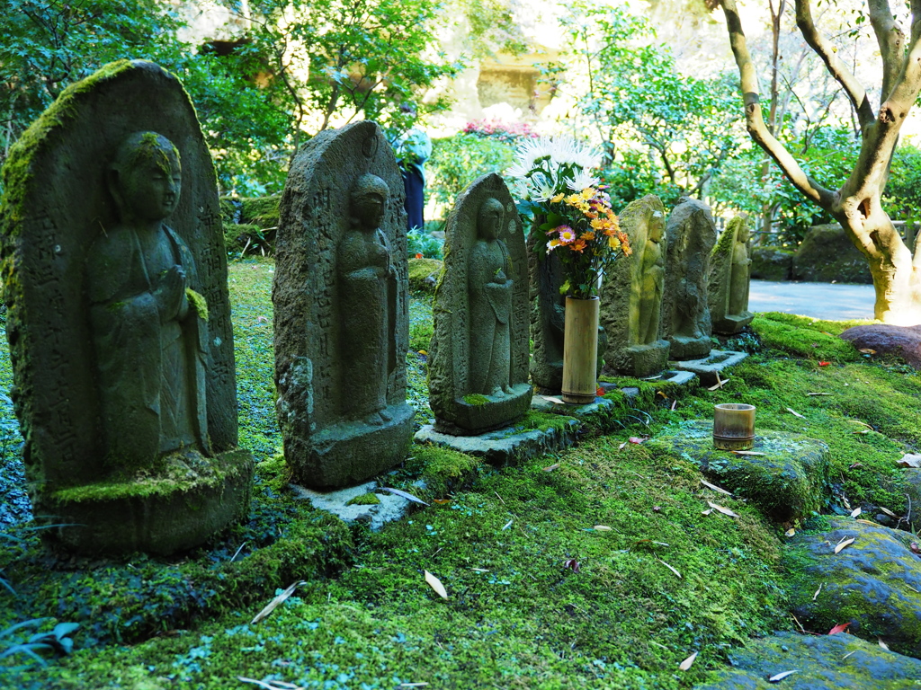 鎌倉　報国寺石仏