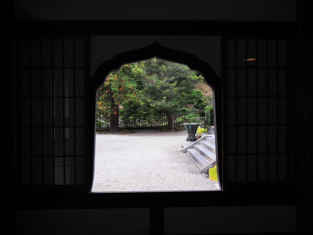 建長寺　火灯窓