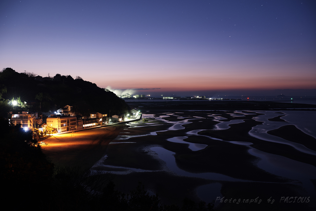 黄昏し新舞子浜