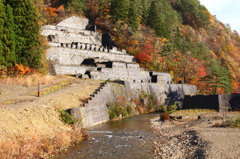 染まりなき山肌