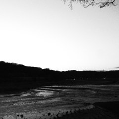 川