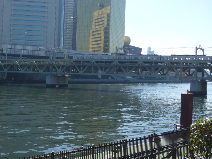 電車の橋