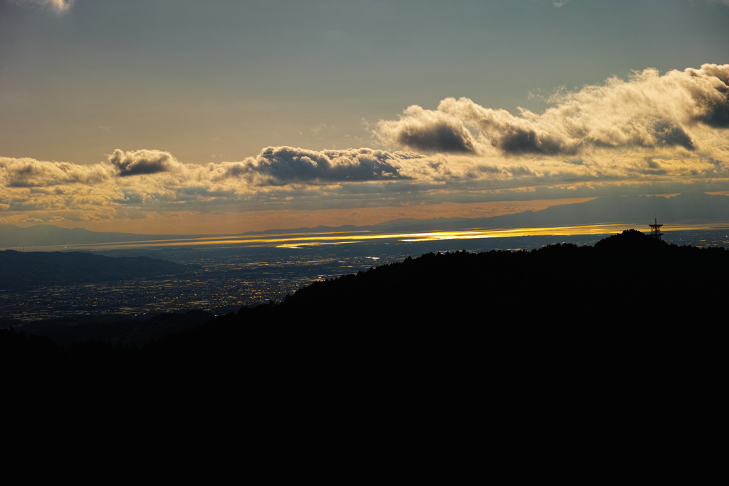 とある山頂からの風景