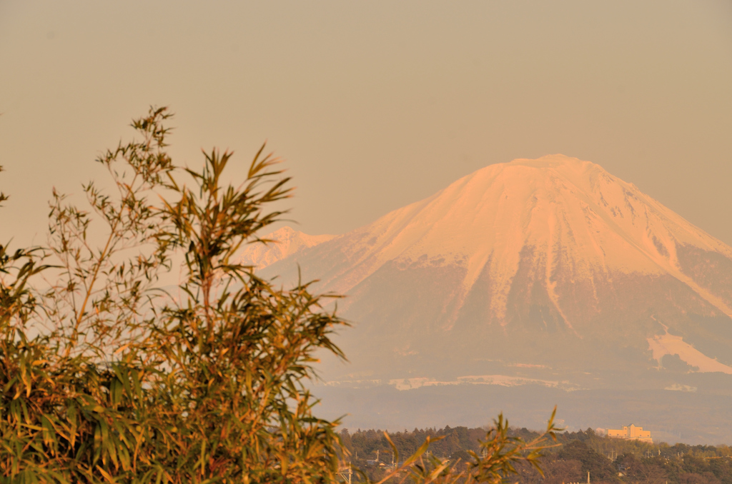 夕暮れ時の大山