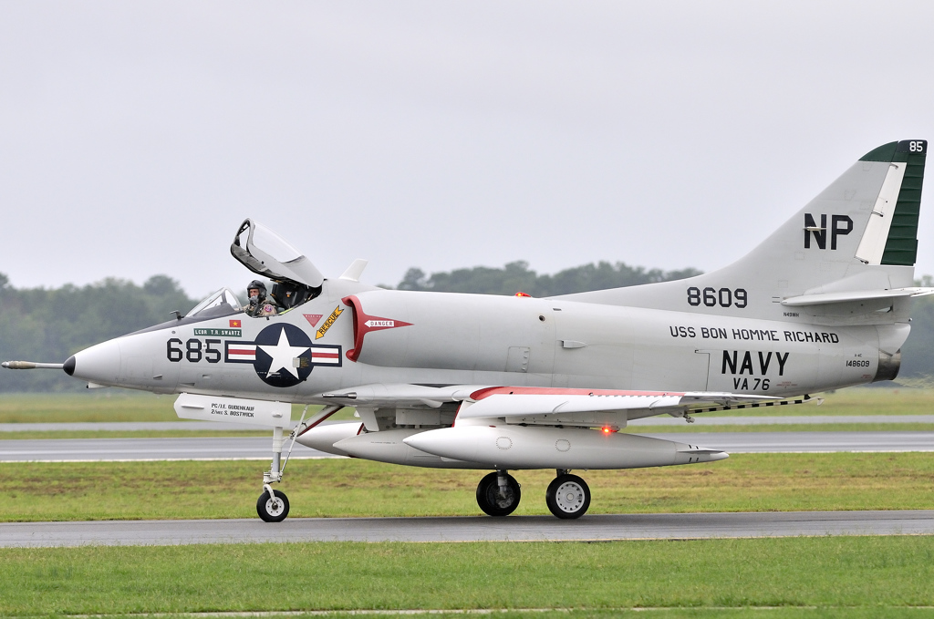 A-4C...hito2