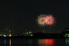 煙突と花火　③