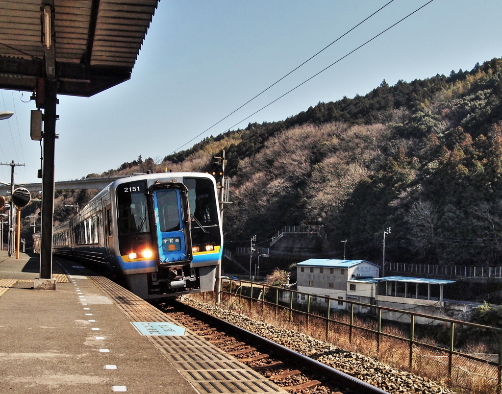 伊予立川駅にて①