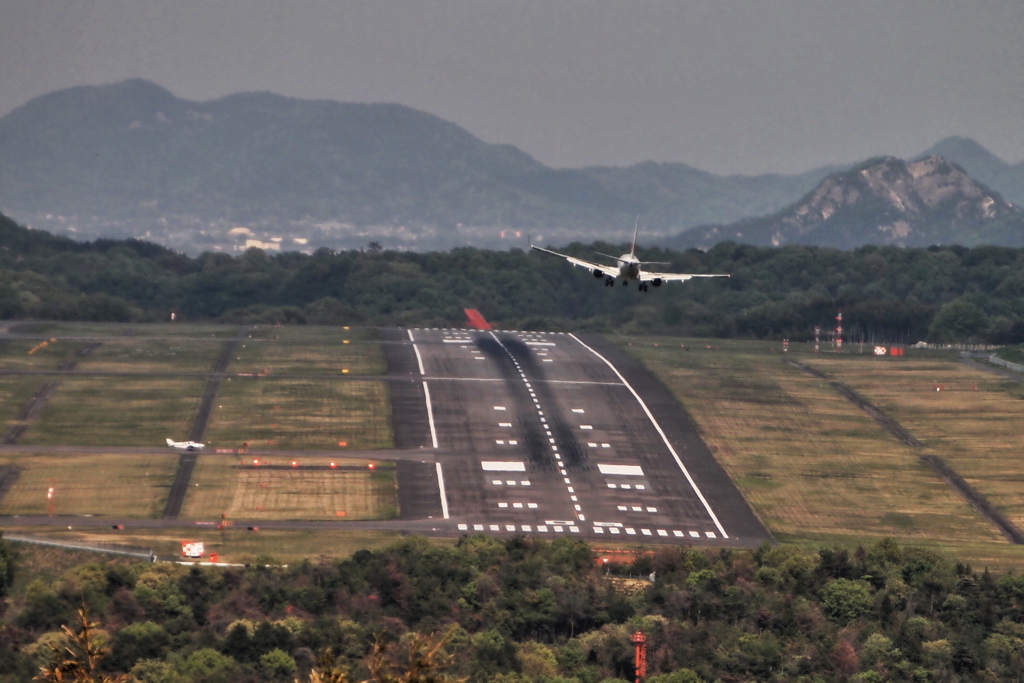 高松空港に着陸しま～す