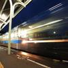 夜の駅にて