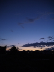 夜がくる