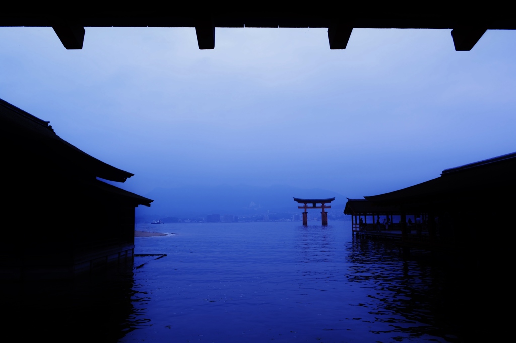 紫霧の厳島