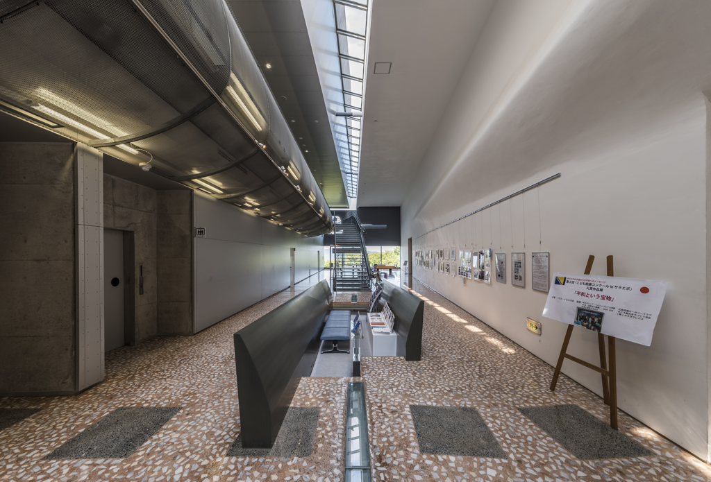 リアス・アーク美術館_ホール