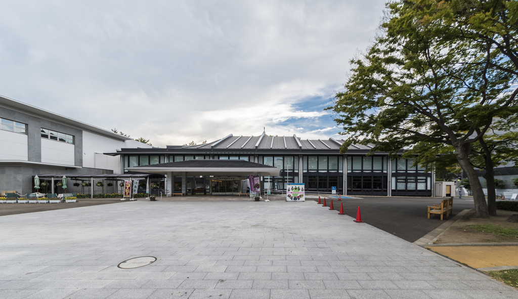 もりおか歴史文化館_外観