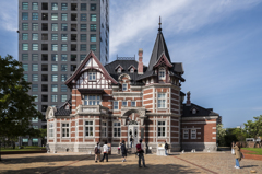 国際友好記念図書館
