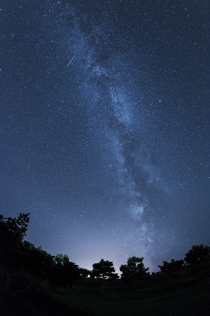 天の川と流星