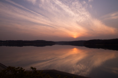 冬の狭山湖の夕焼け