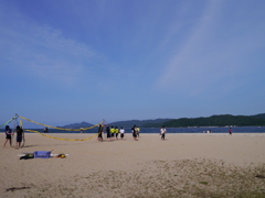 白い砂浜！青い空に青い海！
