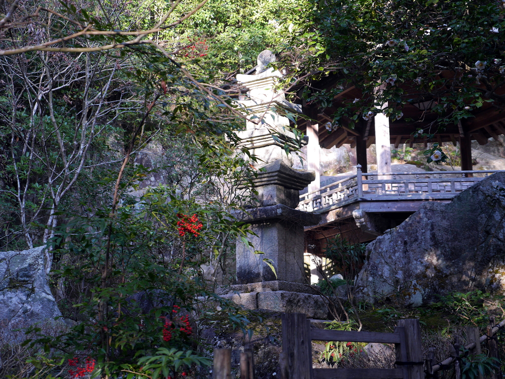 P1080683 三滝寺
