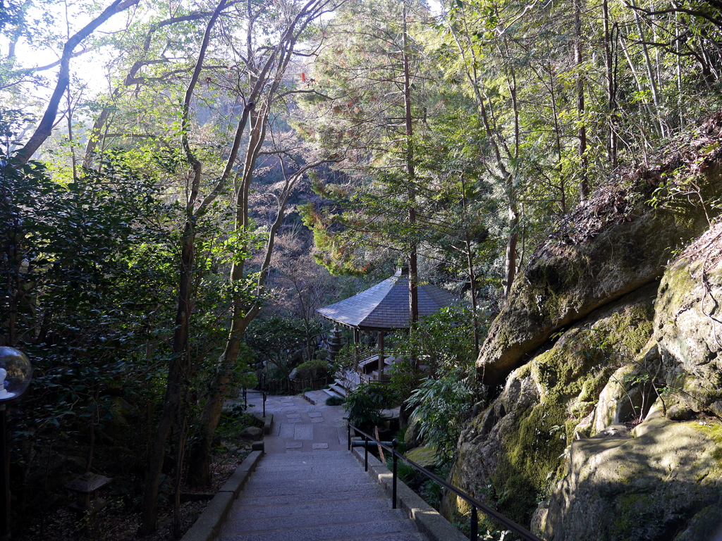 P1080656 三滝寺