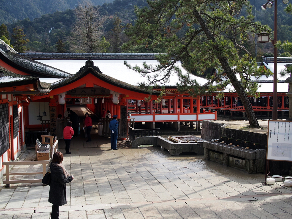 厳島神社