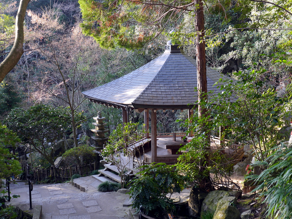 P1080674 三滝寺
