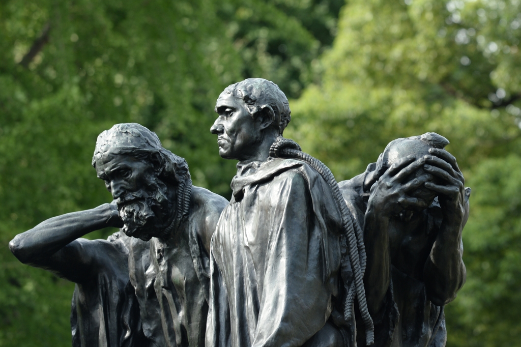 像を見上げてー2