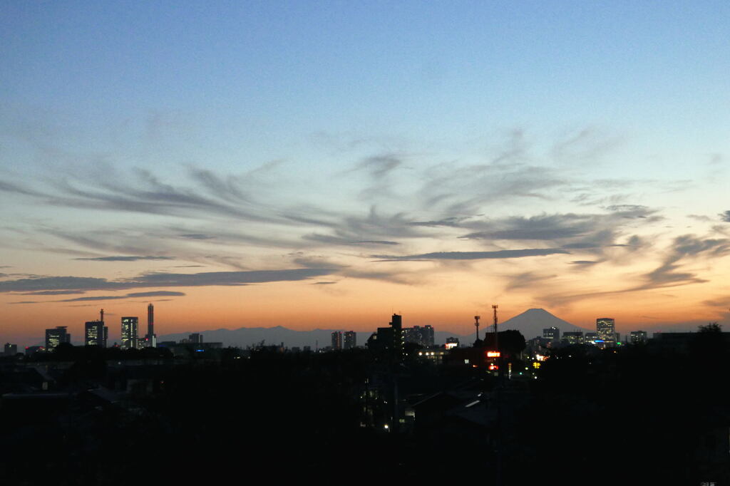 夕刻の西空　ー２