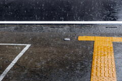 にわか雨—1