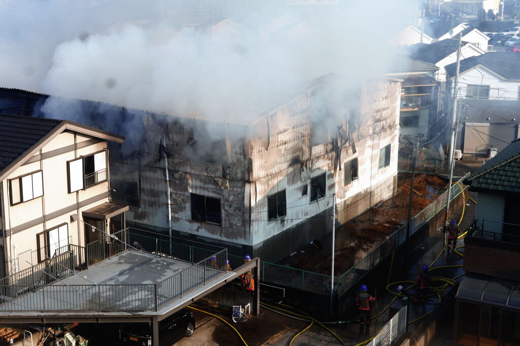  直ぐ近くが 火事 ―2