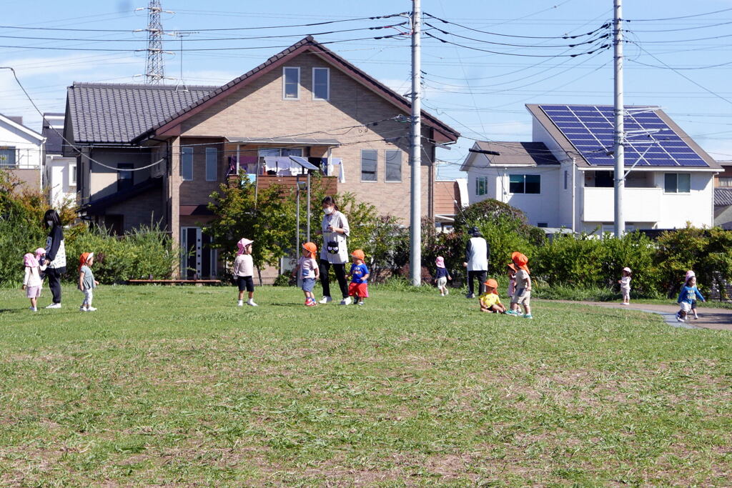 小公園の園児たち ー1