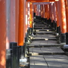 続く