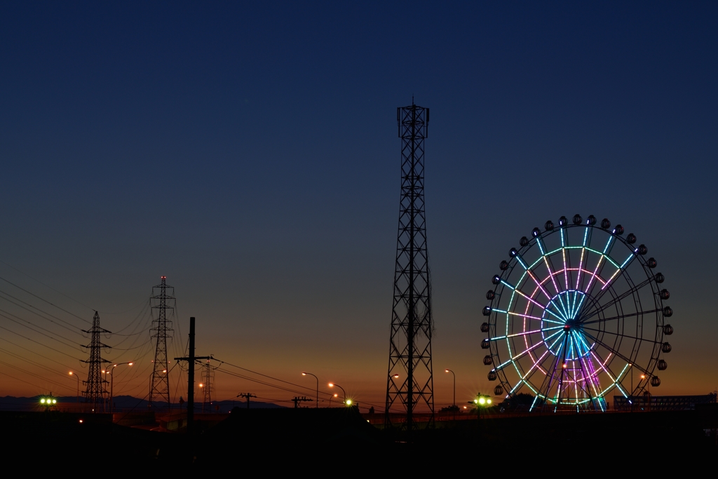 夕景の観覧車