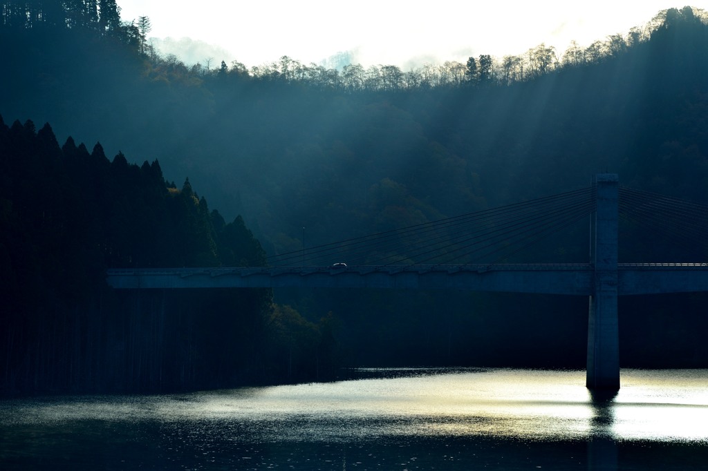 光芒の橋