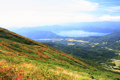 秋田駒から田沢湖を望む