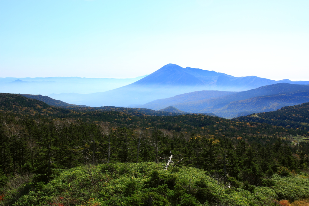 岩手山と北上山地
