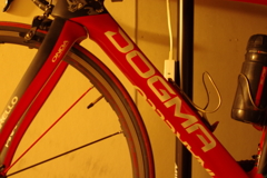 白熱電球とDOGMA