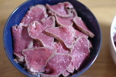 ローストビーフ丼