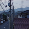 マジックアワーと電柱と圧縮構図