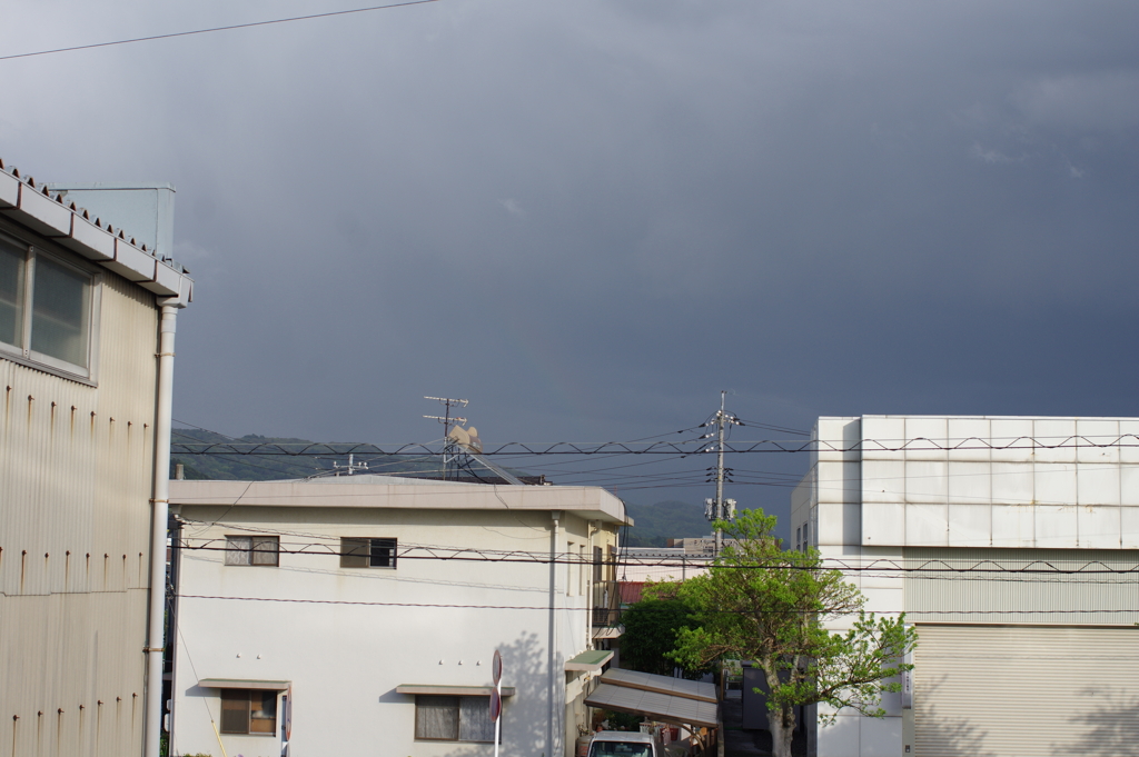 消えゆく虹