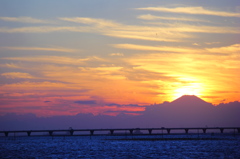 ダイヤモンド富士っぽい夕焼け２