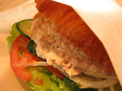 ツナクロワッサンサンド