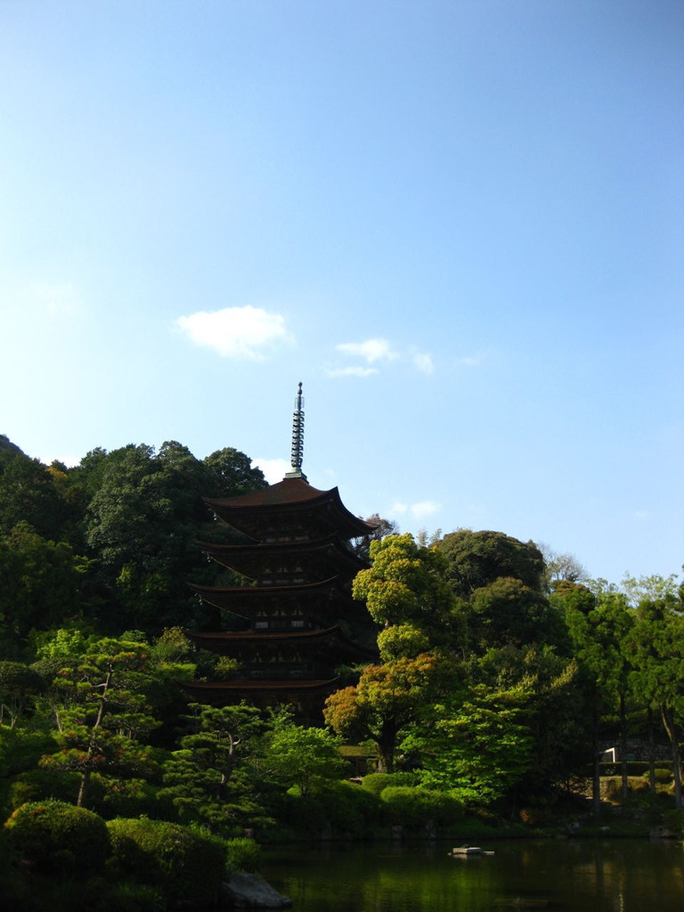 瑠璃光寺五重塔