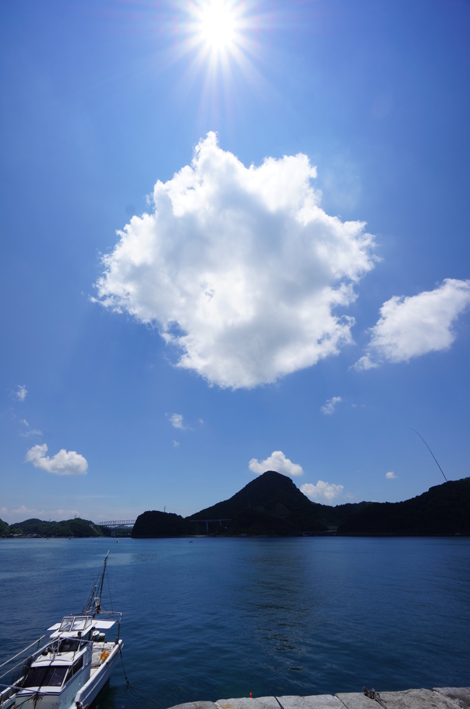 青空に浮かぶ雲