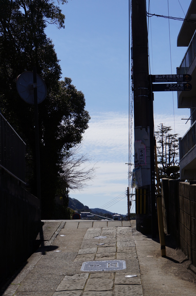 ある坂の先