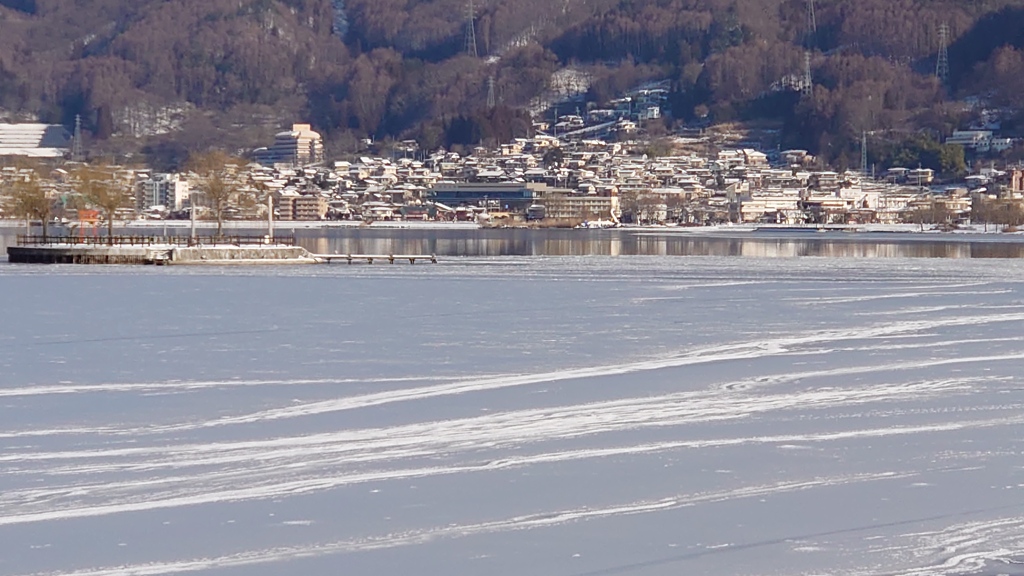 昔は初島まで氷の上を歩いて渡ったのに