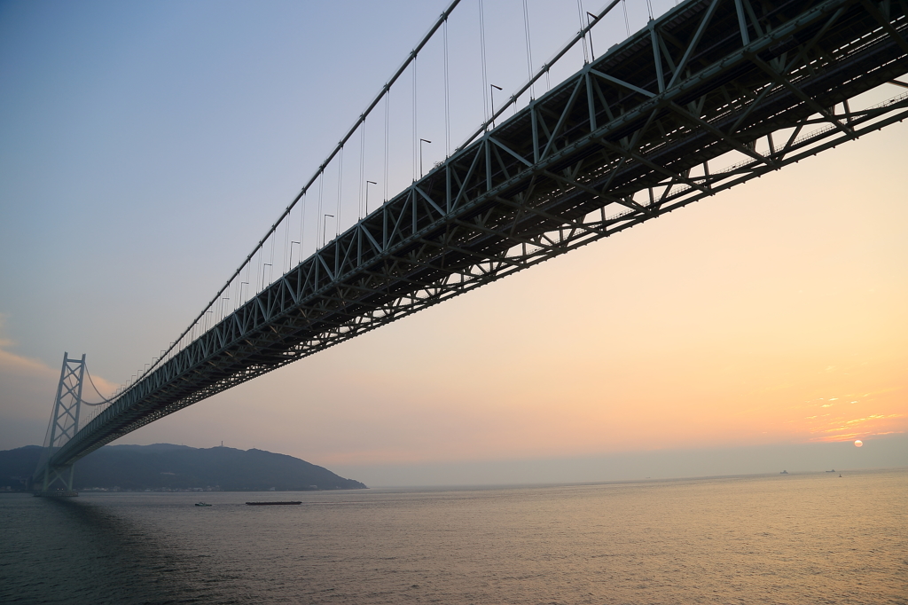 明石大橋と夕日