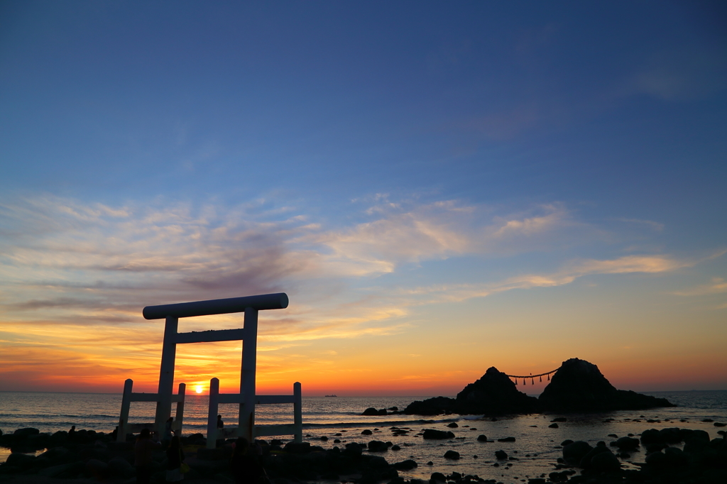 桜井二見ヶ浦で夕焼け('14.5.3)-夏至が待ち遠しい