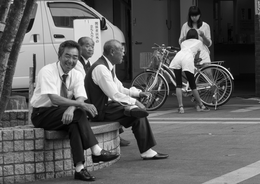 オヤジ・ニンマリ