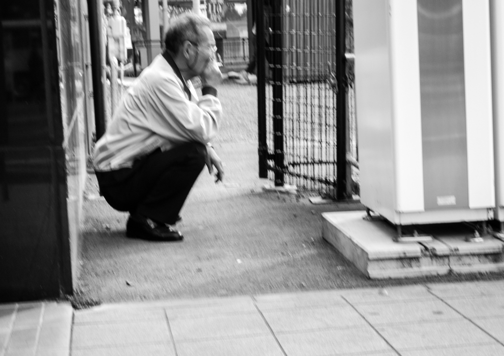 Usual daily life / 蹲踞の姿勢